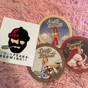 COPY Twin peaks restaurant sticker and coasters dirty blonde knotty brunette